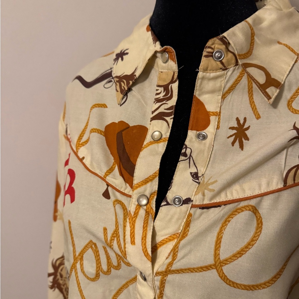 Western Howdy Pearl Button-Up Shirt - Picture 2 of 3